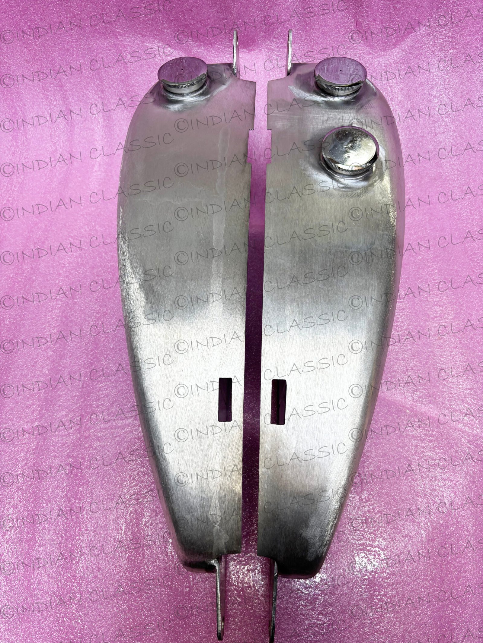 INDIAN SCOUT JUNIOR 1935-1937 FUEL GAS PETROL TANK TIN PLATED WITH CAPS - Image 2