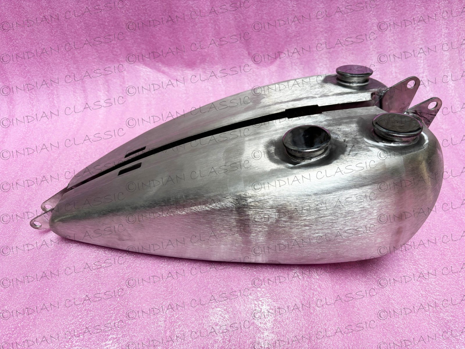 INDIAN SCOUT JUNIOR 1935-1937 FUEL GAS PETROL TANK TIN PLATED WITH CAPS - Image 3