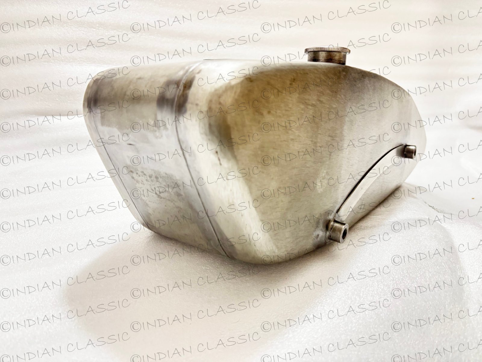 ACE FOUR CYLINDER 1923 MODEL PETROL GAS FULE TANK RAW WITH CAPS - Image 5