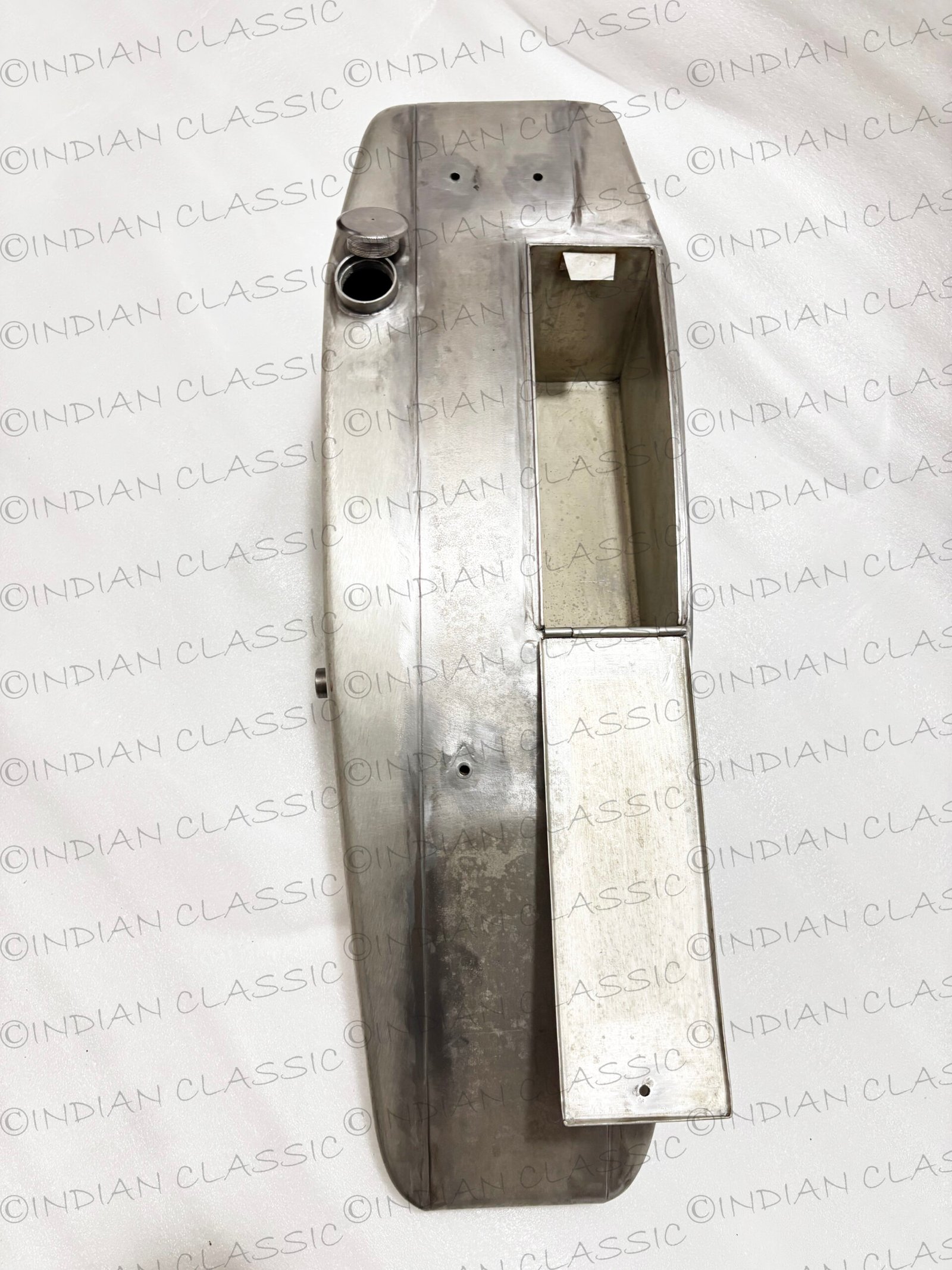 ACE FOUR CYLINDER 1923 MODEL PETROL GAS FULE TANK RAW WITH CAPS - Image 6