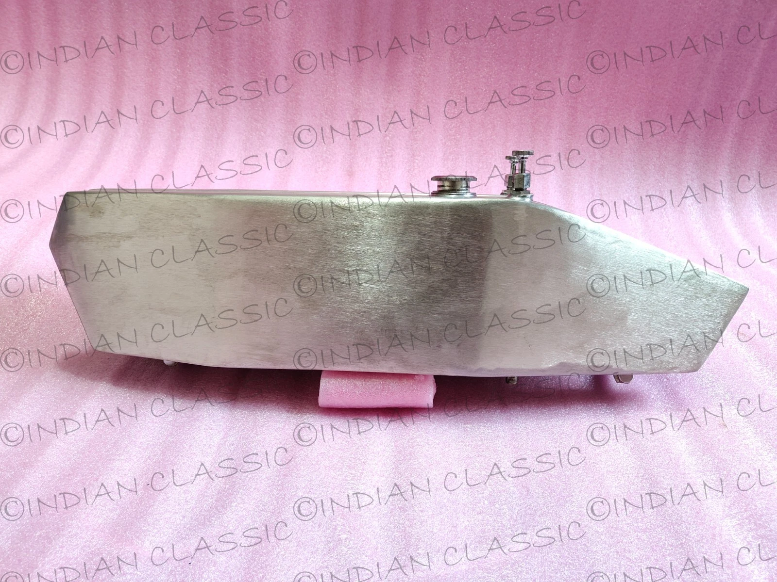 HARLEY DAVIDSON 1912-1914 CHAIN DRIVE TWIN FULE PETROL TANK TIN PLATED WITH CAPS - Image 3