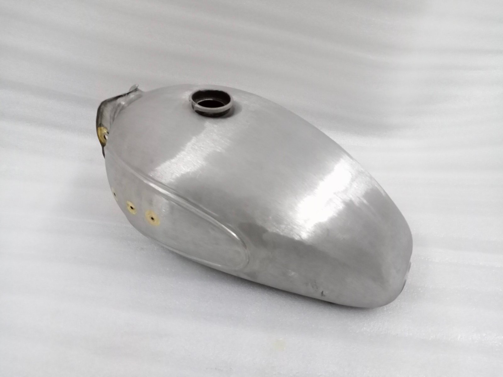Royal Enfield 350cc 500cc 750cc Interceptor 1960's Petrol Fuel Gas Tank Raw - Image 5