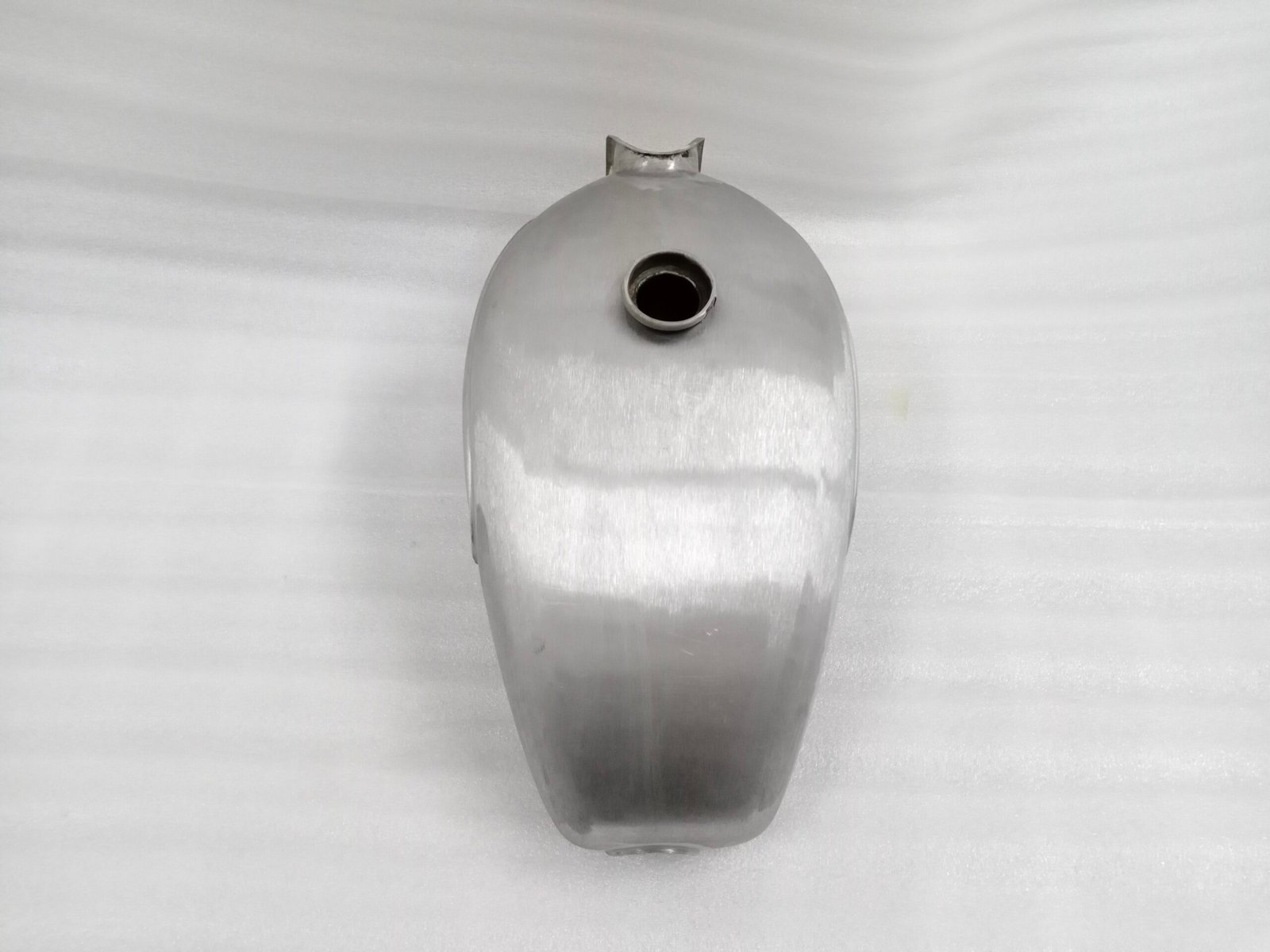 Royal Enfield 350cc 500cc 750cc Interceptor 1960's Petrol Fuel Gas Tank Raw - Image 6