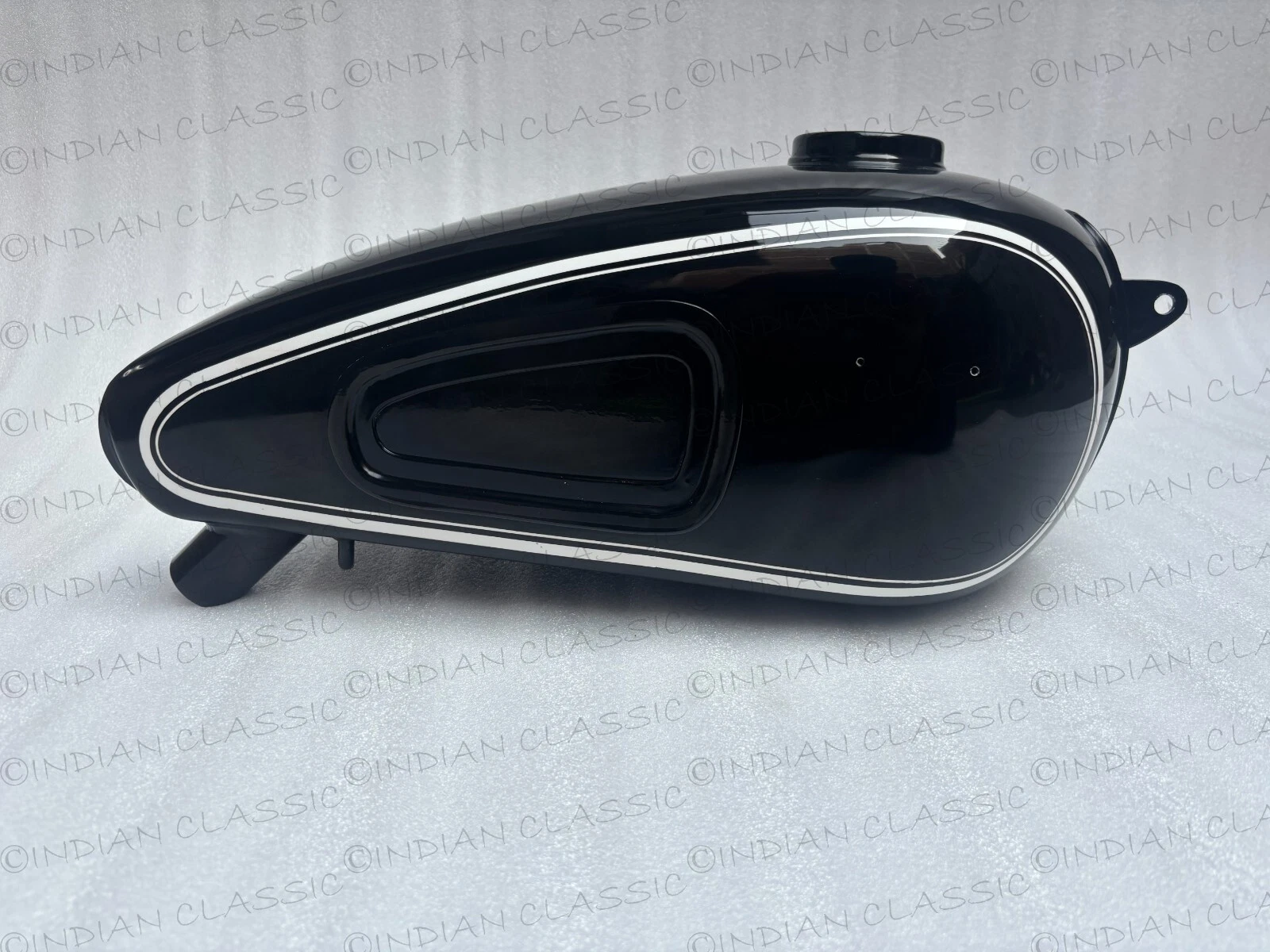BMW R25/3 PETROL GAS FULE TANK BLACK PAINTED - Image 2