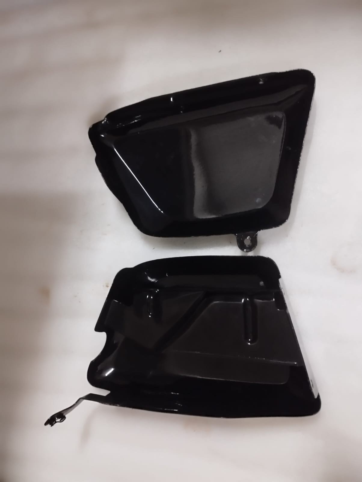 Norton Commando Interstate Toolbox & Oil Tank Side Panel Steel Black Painted - Image 2